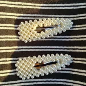 2x big Pearl like hair clips jumbo accessories NEW